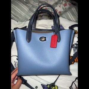 Coach Willow 24 Tote